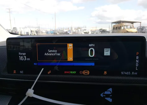 2021 Ford Mustang Mach-E Select z USA, uszkodzony, nr VIN 3FMTK1RM0MMA47708